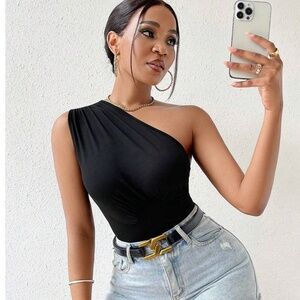 Black Ruched Asymmetrical Slim Fit One Shoulder Top